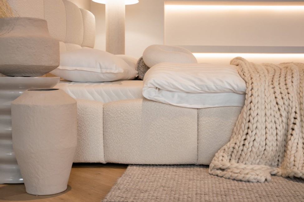 Bett Auro 160x200, Stoff LEGEND 01, Metallgestell