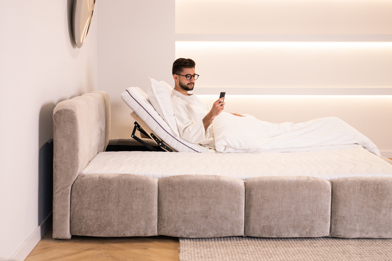 Welche Matratze soll ich bei einem elektrisch verstellbaren Lattenrost wählen?